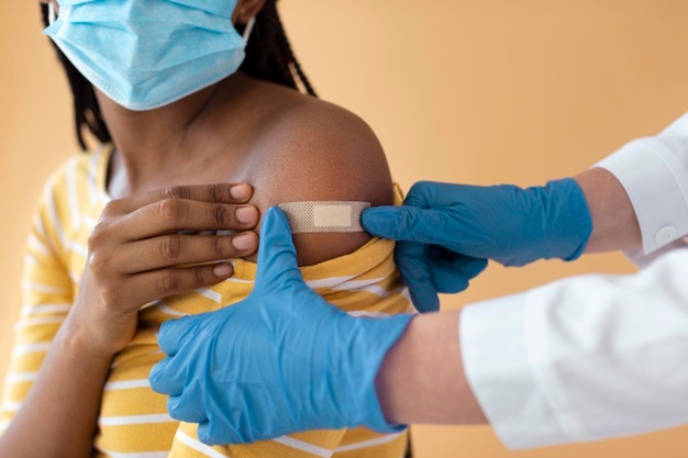 واکسن زدن افراد HIV مثبت